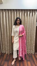 Cream Kurta Set With Pink Dupatta