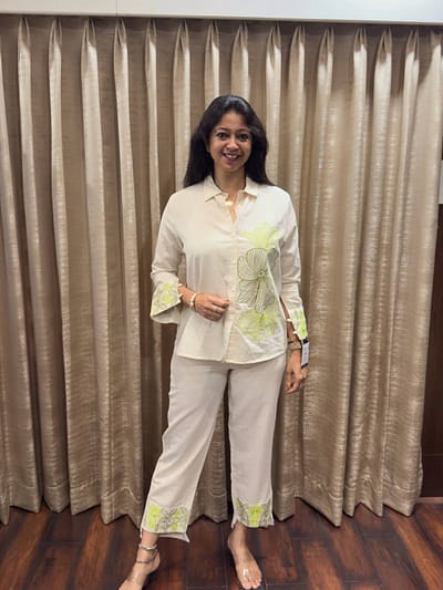 OFF WHITE NEON GREEN