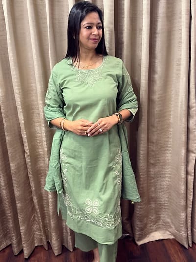 GREEN WHITE EMBROIDERY FULL SUIT