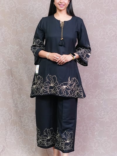 BLACK THREAD WORK CO-ORD SET